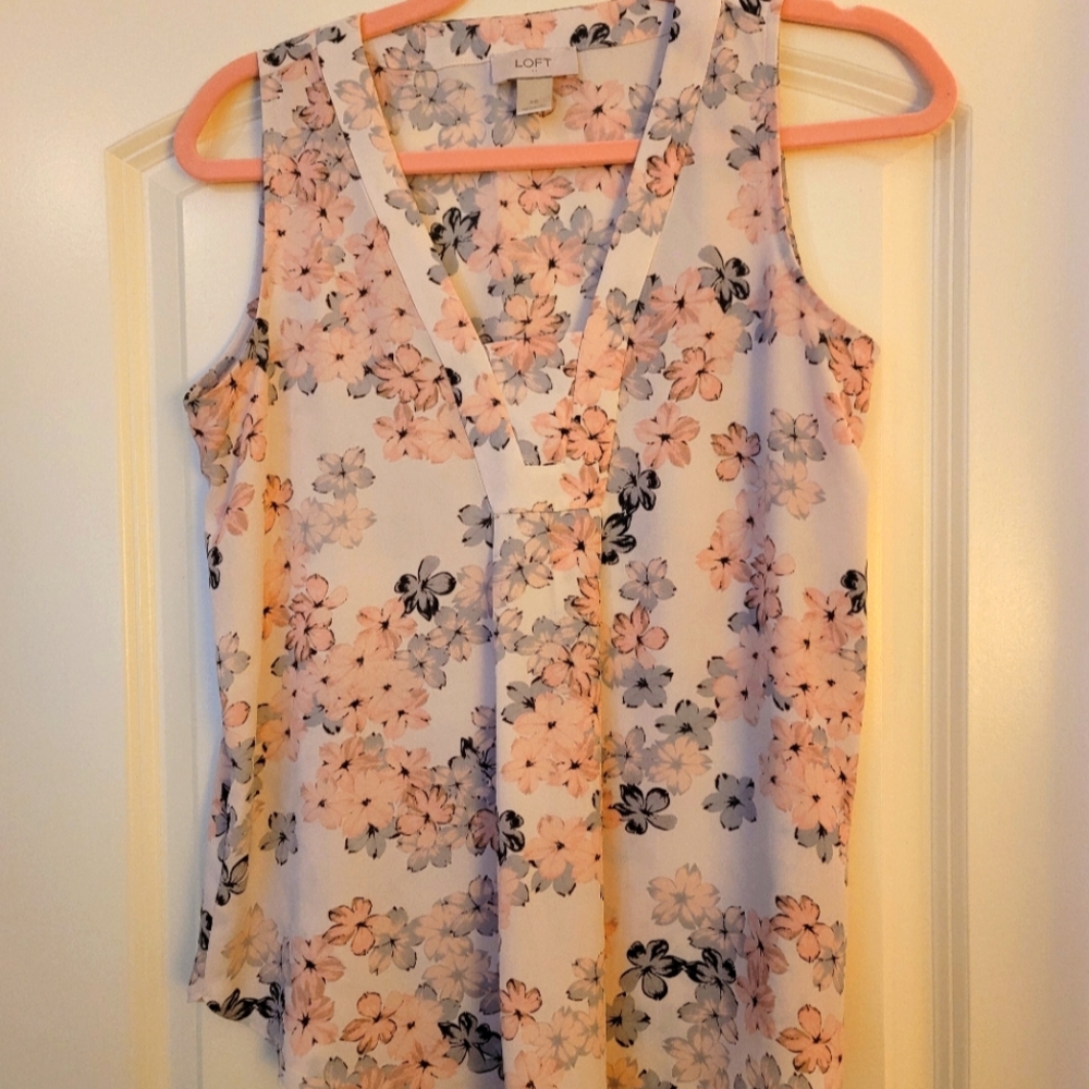 Ann Taylor Loft Floral Sleeveless Blouse